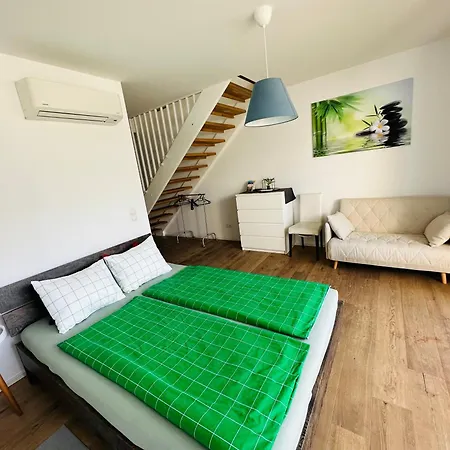 Double Floor *