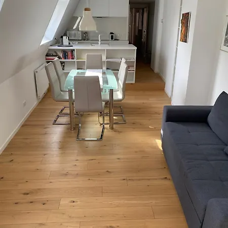 In Grinzing Bis Zu 4 Personen Viena