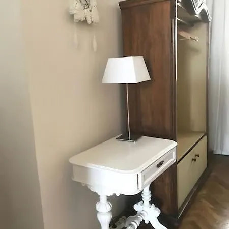 Wiener Altbauwohnung Vienna