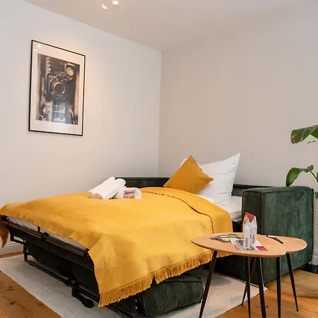 Noblenest: Terrasse - Netflix - Kaffee * Vienna