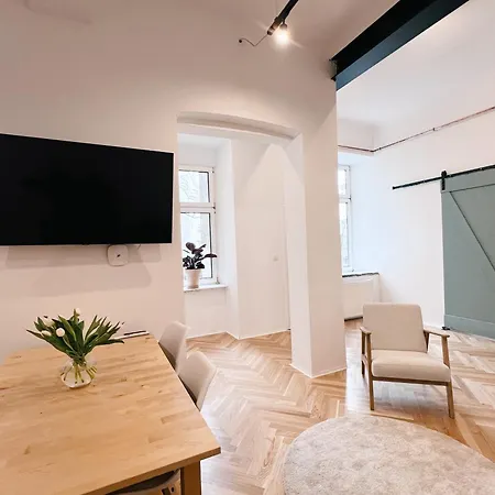 Daire Loft Near Belvedere Castle *
