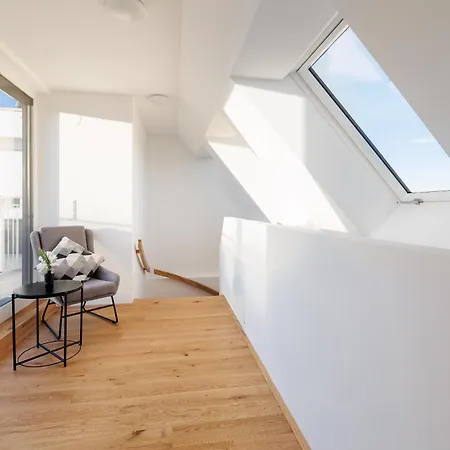 Symphony 41 - Modern Loft With Terrace And Grill In Location *