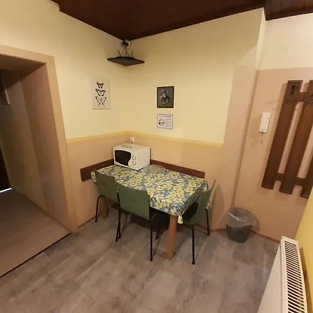 Πανσιόν Happyhostel *