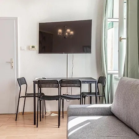 Getaway -2br & Comfort Apartment