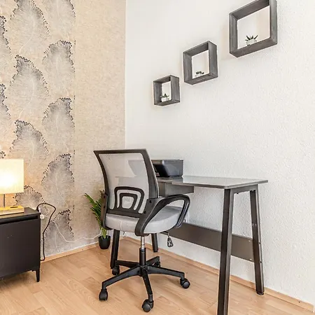 Apartment Getaway -2br & Comfort *