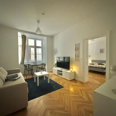 Ar Living & Apartment *
