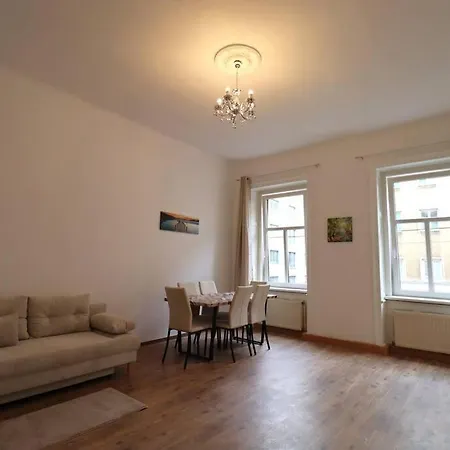 Default Tabor 57 Apartman *