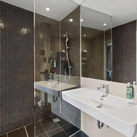 Hotel George