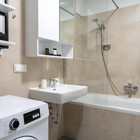 1br Excellence, Fast To Centre By Hm Apartment