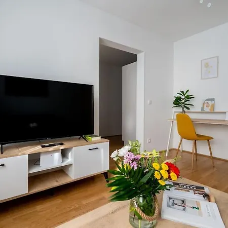 1br Haven With Swift Access By Hm Apartment