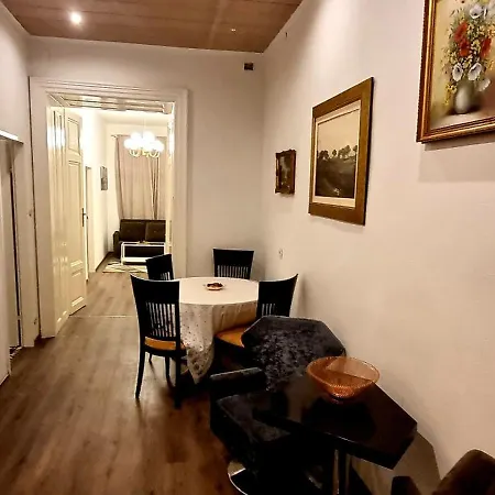 Urban Serviced Aparthotel Vienna