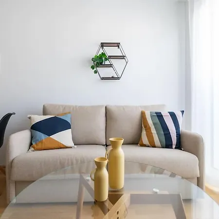 Spotless 1br, Quick Link By Hm
