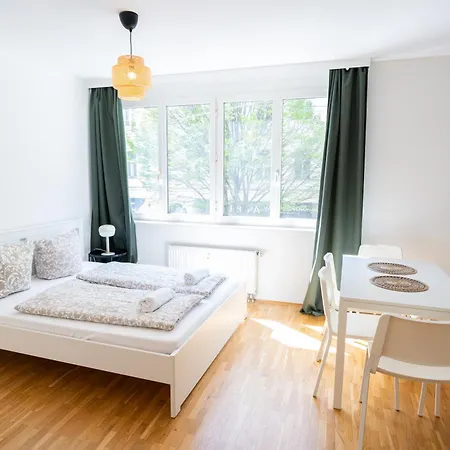 Living - Lerchenfelder Straße Wien