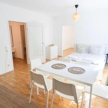 Apartment Living - Lerchenfelder Straße