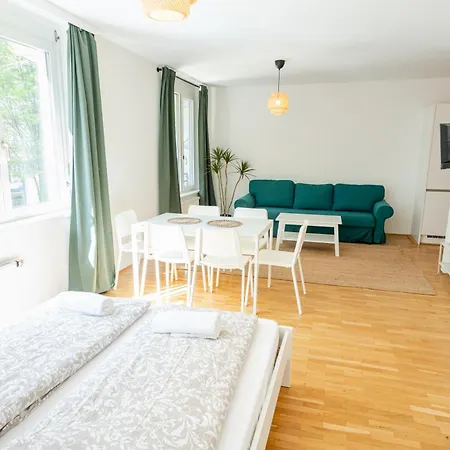 Living - Lerchenfelder Straße Apartment Wien