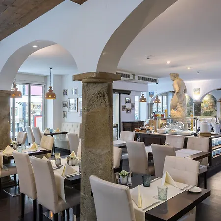 Royal 4* Vienna