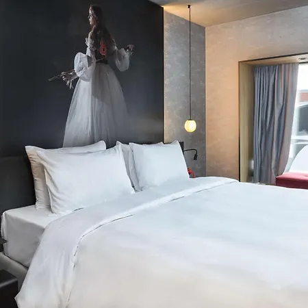 Отель Radisson Red Hotel, Вена
