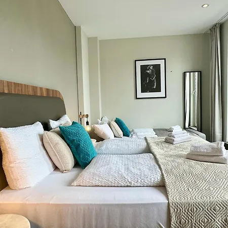 Hotel George