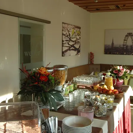 Weber Bed & Breakfast 3*