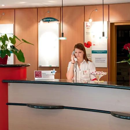 Ibis Отель