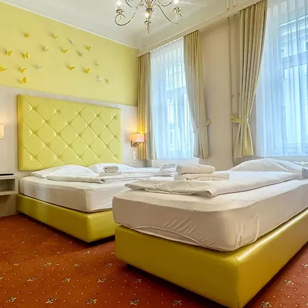 Hotel Odeon 2*