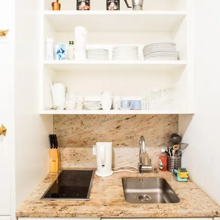 Living Center Apartment