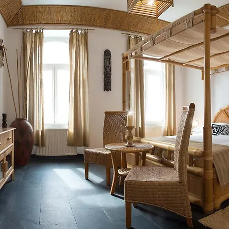 Hotel Urania