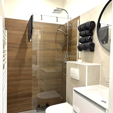 Traumhafte Fuer 2, Walk In Dusche, Extra Kueche, Nespresso, Zentral * Vienna
