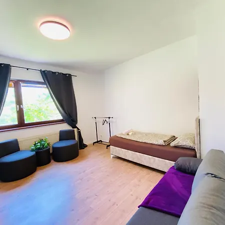 Family House In Am Schopfwerk Area * Viena