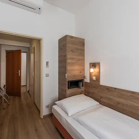 Hotel Terminus 3*