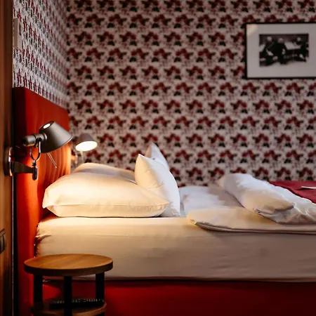 Hotel Small Luxury Altstadt 4*