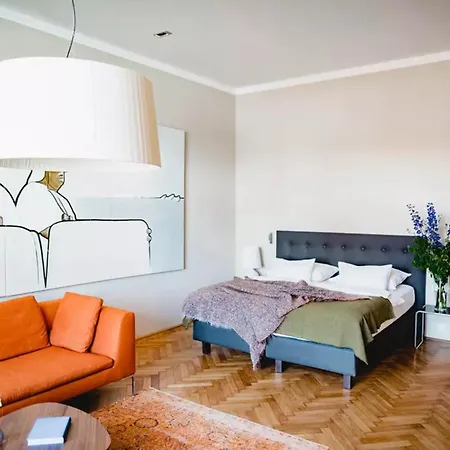 Small Luxury Altstadt 4* Wenen