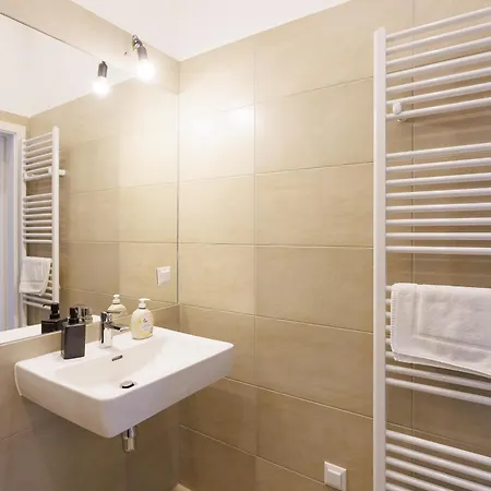 Apartment 4ty3 - Stadtpark Is Calling Vienna