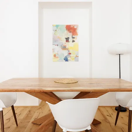 Apartment 4ty3 - Stadtpark Is Calling *