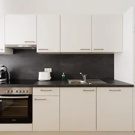 Apartment 4ty3 - Stadtpark Is Calling *