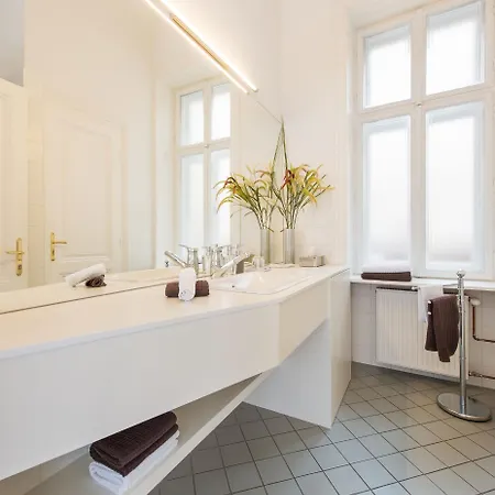 Rosa Linde - Comfort Bed & Breakfast Vídeň
