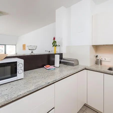 Next To Stateopera With Aircondition Apartamento *