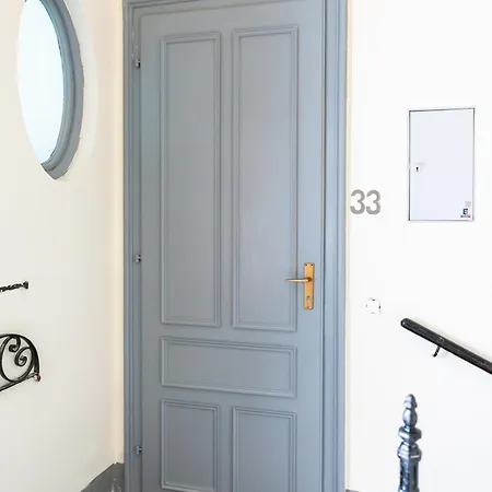 Apartment 1020
