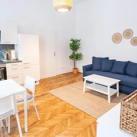 Apartment 1020