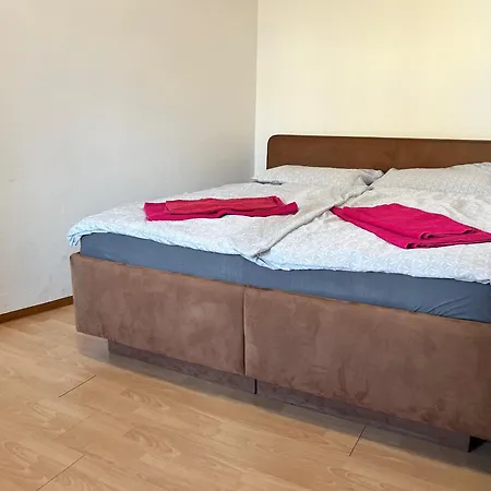 Welcoming 3br Shared Apt-near Bahnhof Meidling Apartment *