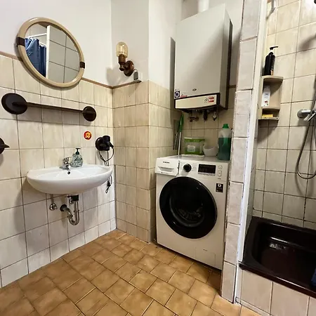 Apartment Welcoming 3br Shared Apt-near Bahnhof Meidling *