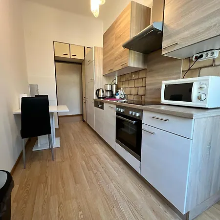 Apartment Welcoming 3br Shared Apt-near Bahnhof Meidling Vienna
