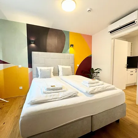 Mit Balkon Apartment *