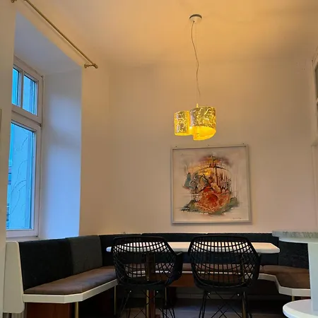 Atelier Lomani Apartment