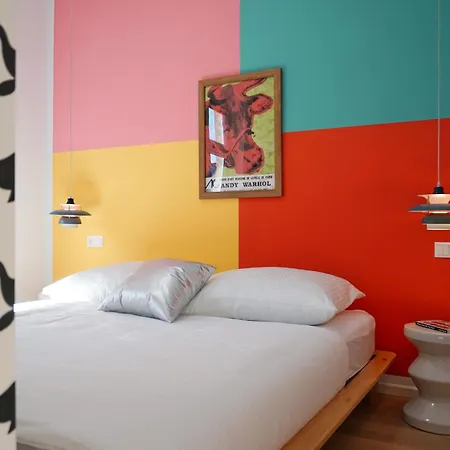 Apartment Vibrant Design - Full Kitchen - Wi-fi - 18 Mins To Centre *