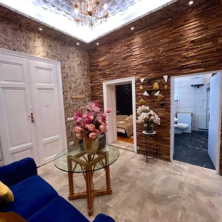 Aparthotel Urban Serviced *