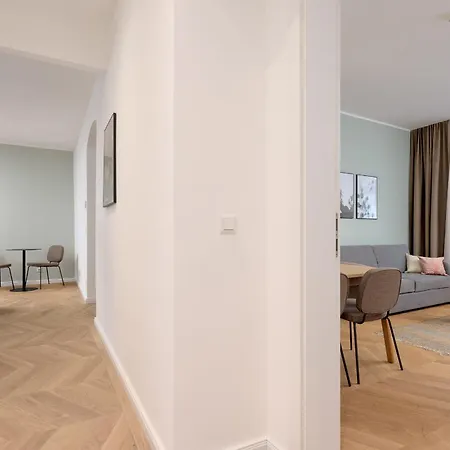 Limehome Karajangasse Apartment *