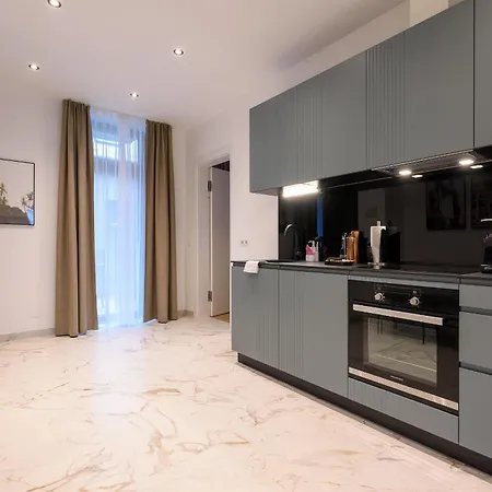 Limehome Karajangasse Apartment Vienna