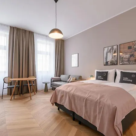 Limehome Karajangasse