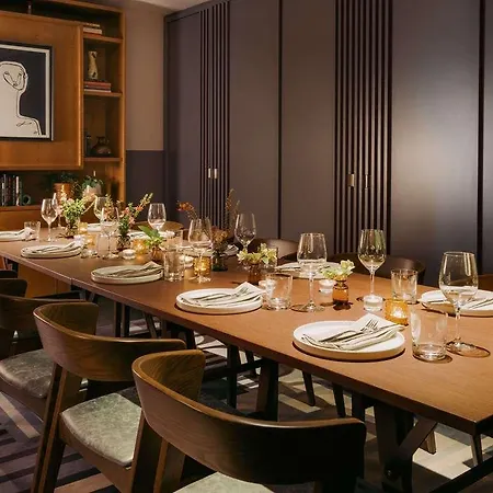 The Hoxton, Hotel *